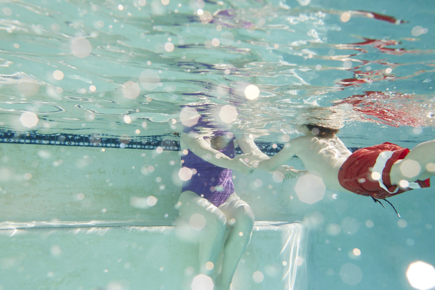 21_pool_kid_5752.jpg