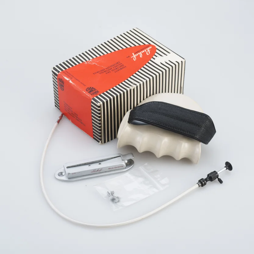 Linhof Super Technika 純正ピストルグリップ 4×5 金具欠 Linhof Technika IV / V Left Hand White Anatomical Grip & Cable