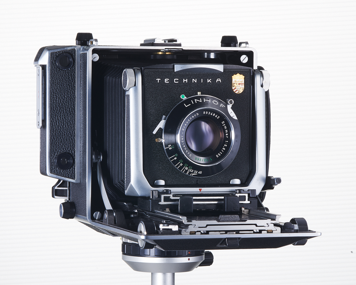 1965 Linhof Technika V 4x5 w/ Schneider 150mm f/5.6 Symmar Cammed 