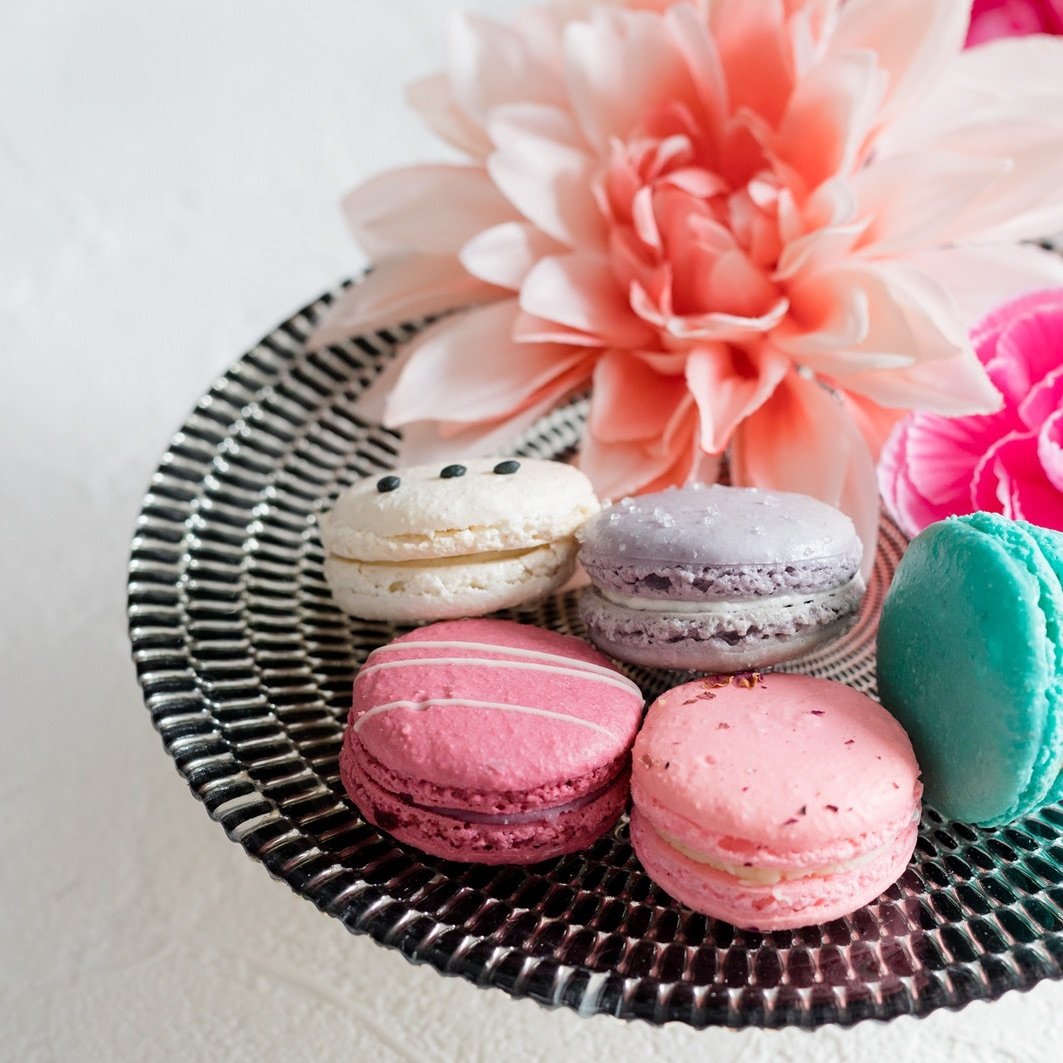 Sending you sweet Mother&rsquo;s Day wishes! Merci beaucoup for sharing your special moments with us this weekend 🌸

Need a last-minute treat for mom? Our boutique is open until 6 pm today with plenty of macarons, Mother&rsquo;s Day cards, cakes and