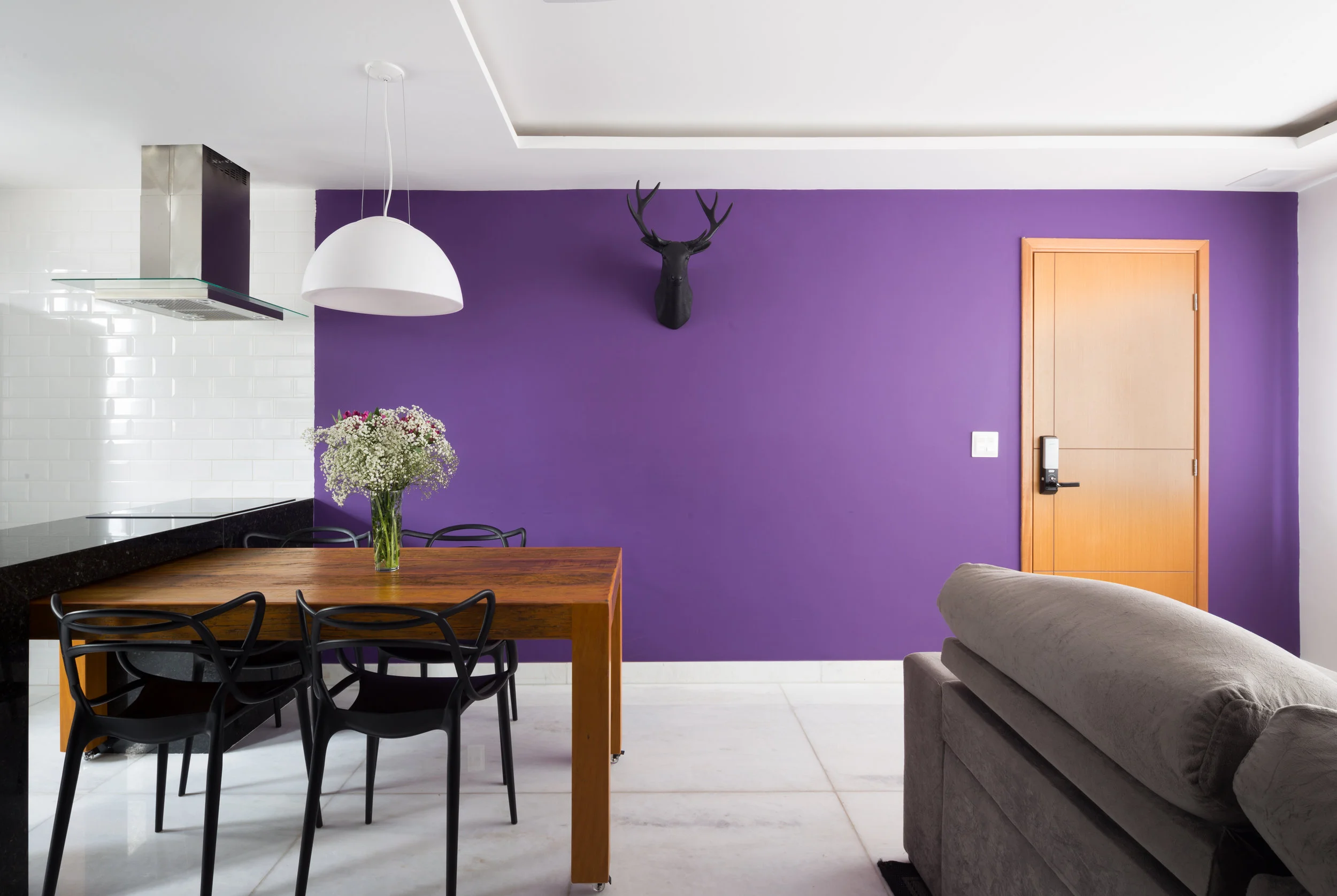 APARTAMENTO SANTA EFIGÊNIA É PUBLICADO NO INSTAGRAM DA REVISTA ARQUITETURA & CONSTRUÇÃO
