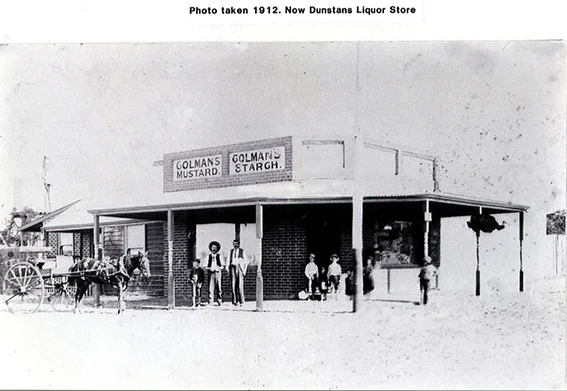 Dunstans Liquor Store 1912