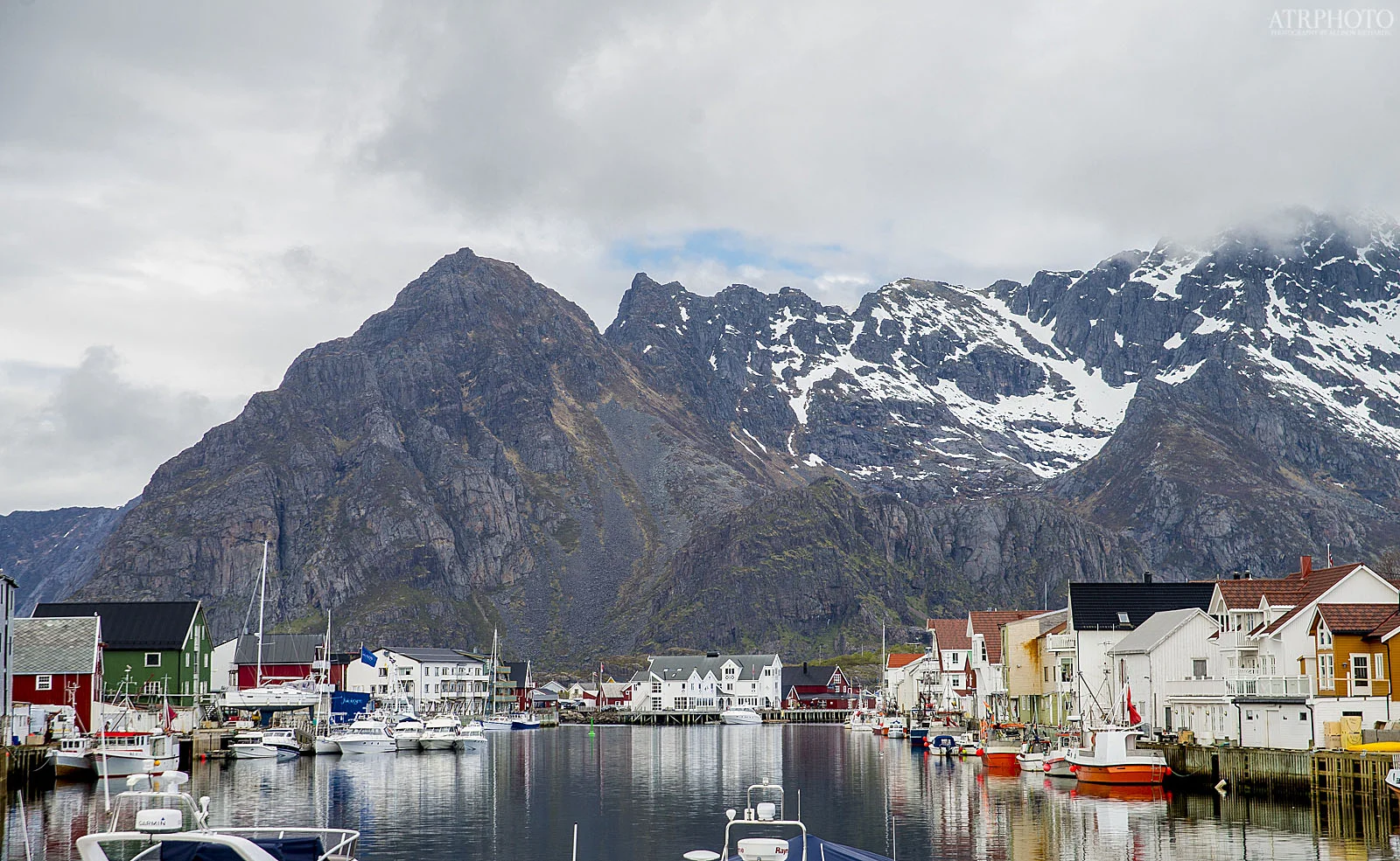 Henningsvær Center