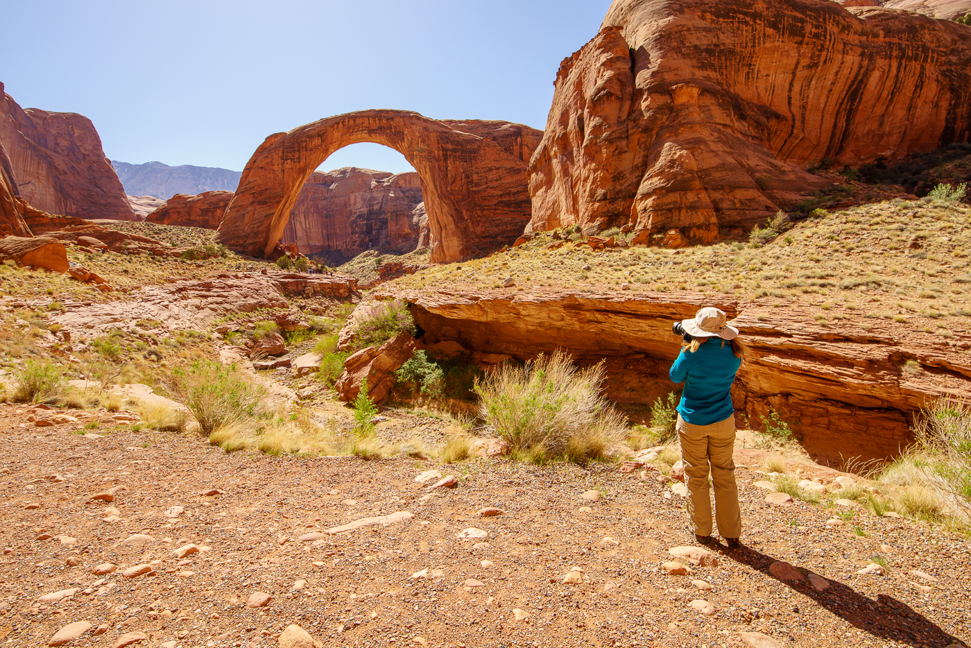 Allie photographing Rainbow Bridge Ⓒ Paul Nguyen