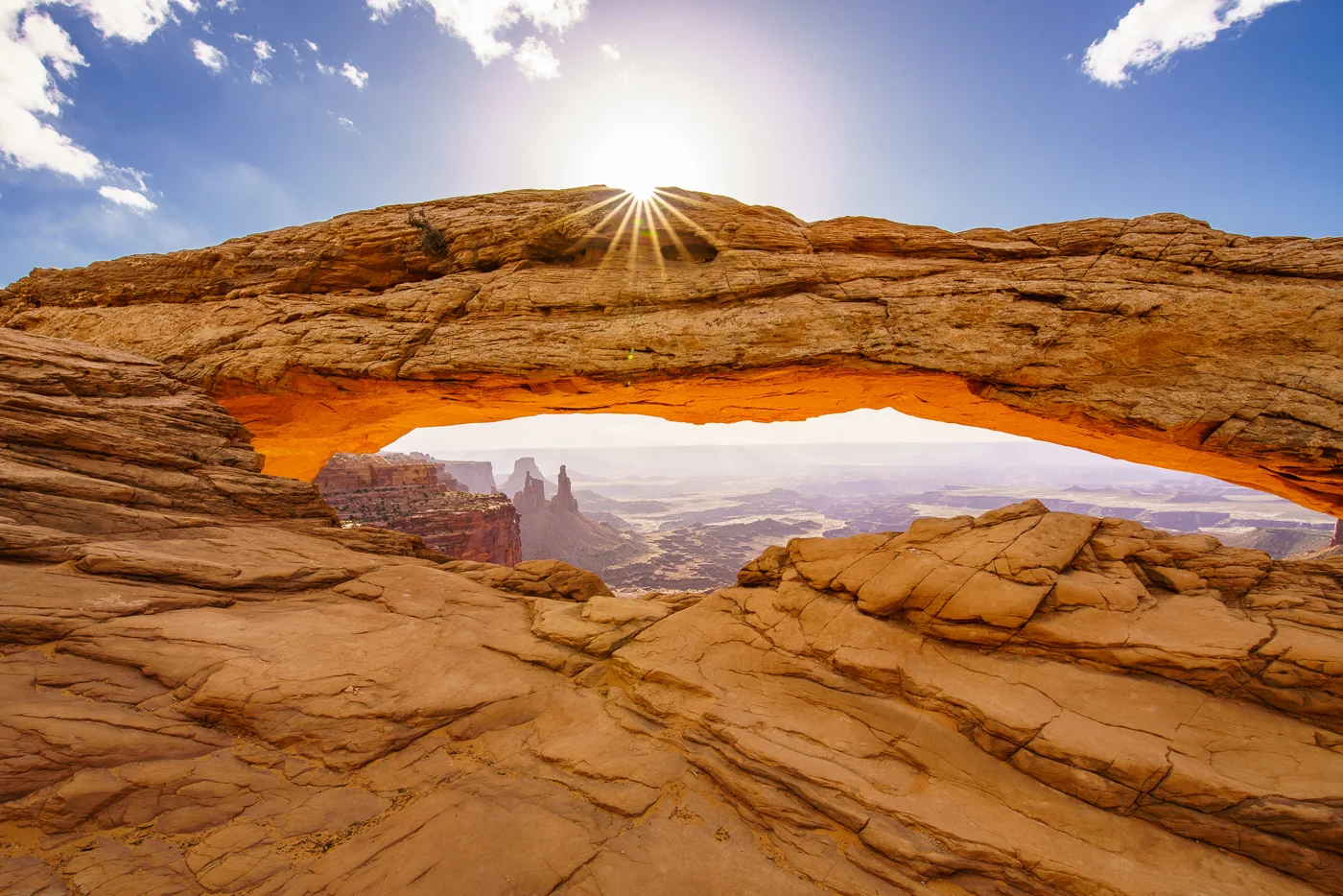 Mesa Arch © Paul Nguyen