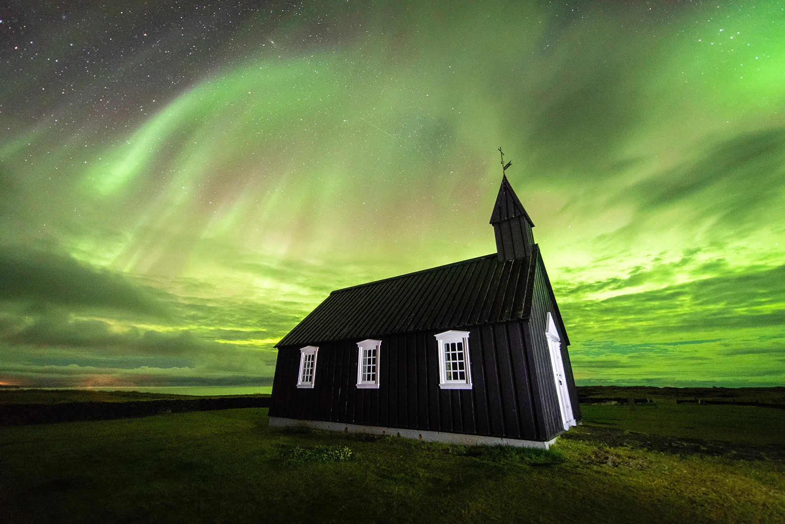 Aurora over Budir