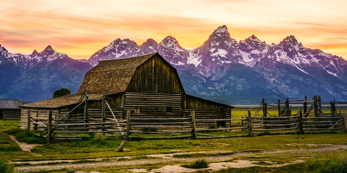A classic take on the Moulton Barn © Paul Nguyen