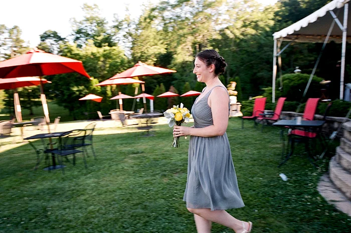 bridesmaid-isle.jpg