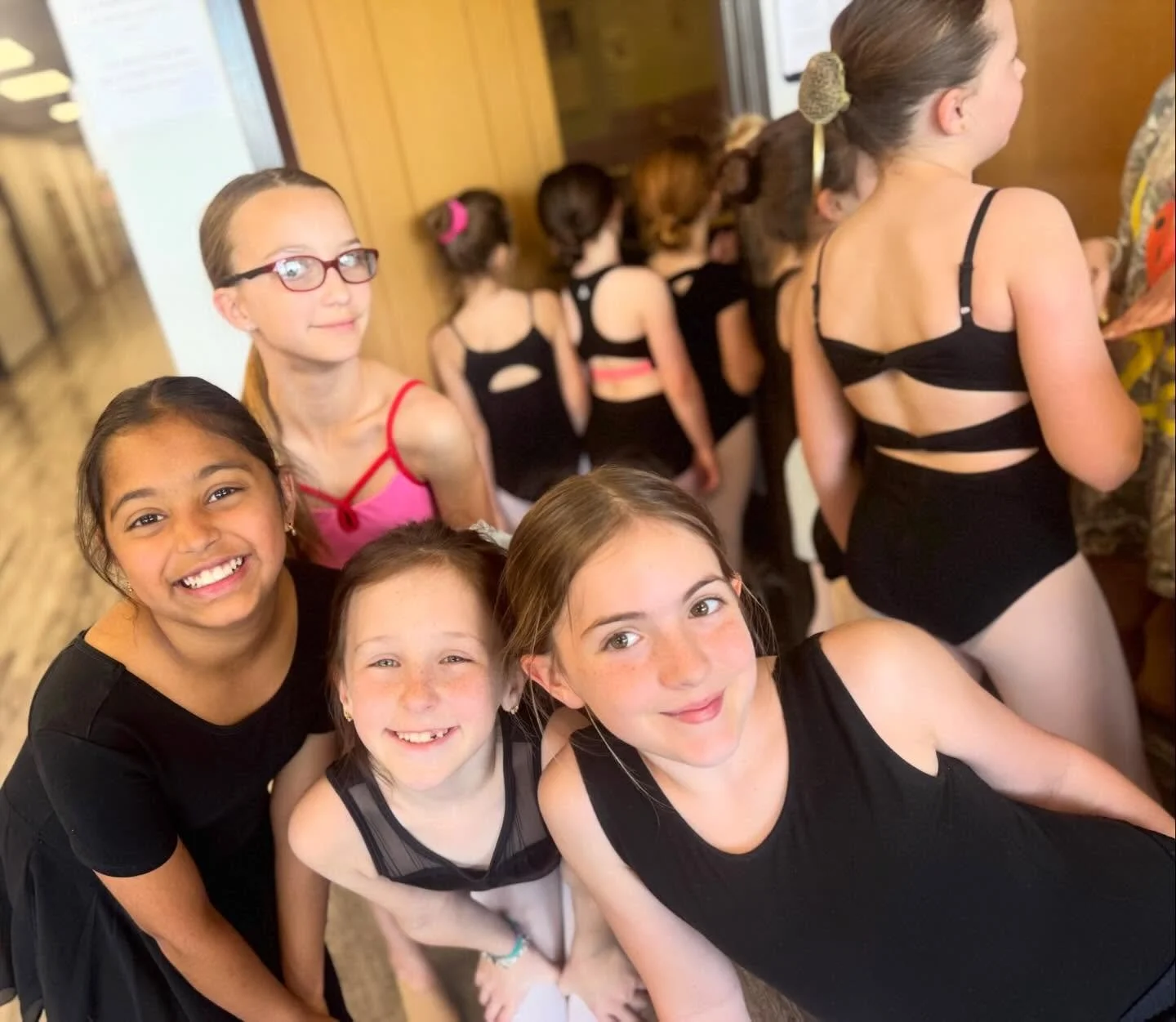 Love seeing friends hanging out in the hallway! It was a long week apart for Spring Break. 😍🤩😃