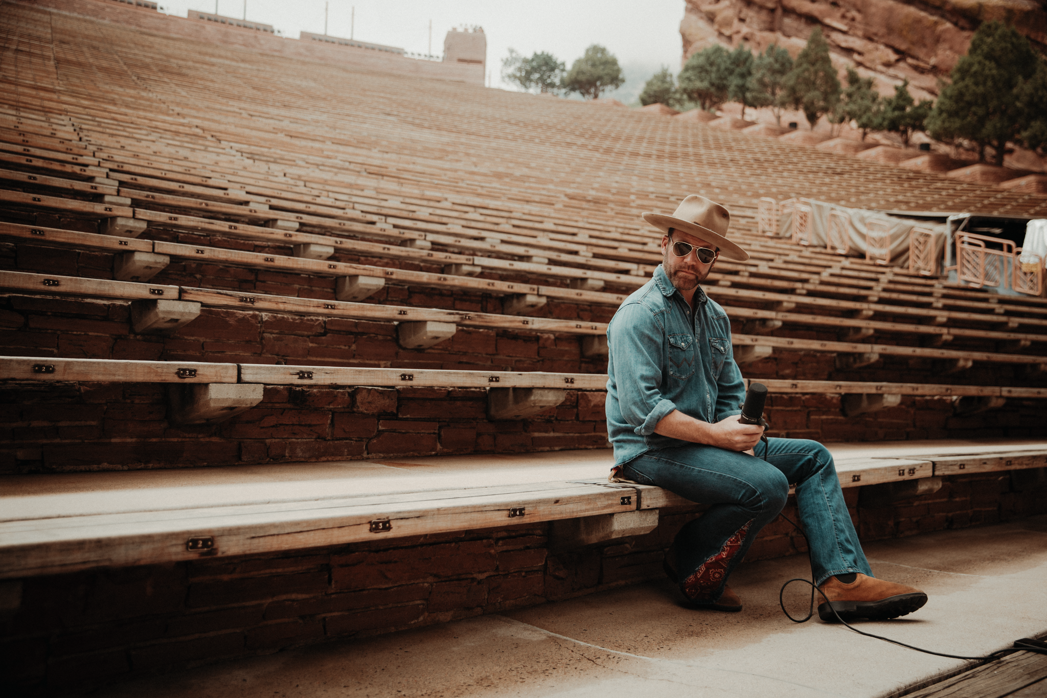 %2225_DW_REDROCKS.png