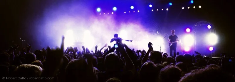 The Jezabels at Hordern Pavilion, Sydney (with 645 Pro and Snapseed for iPhone 4S)