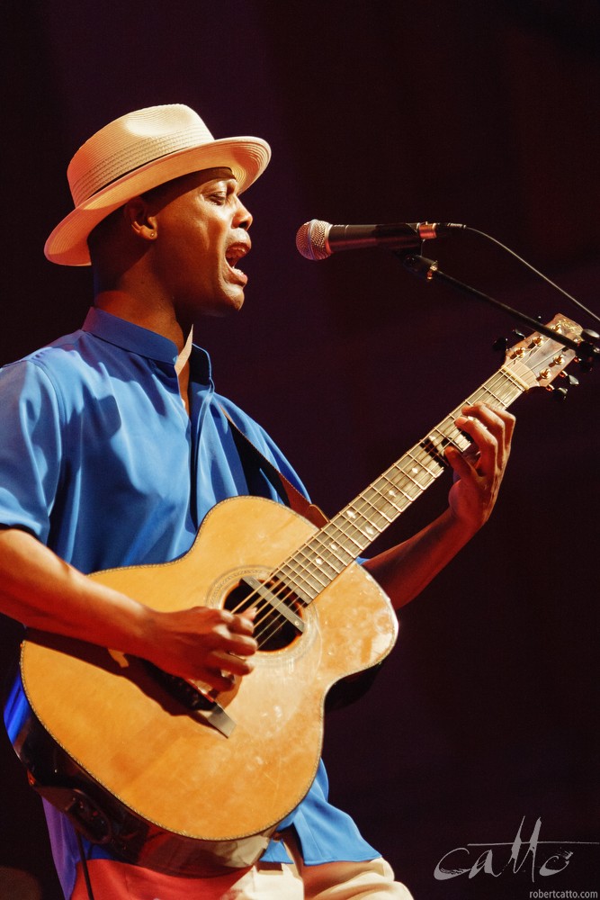  Eric Bibb&nbsp;at the&nbsp;Wellington Jazz Festival, 2009. 