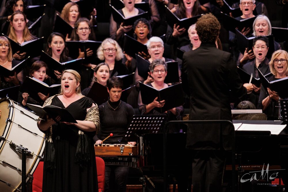  Soloist Penelope Mills (soprano) performing with Sydney Philharmonia Choirs—rear of ground floor view (position 3 on the floor plan). Taken with a Fujifilm X-H1 and 200mm f/2 lens with a 1.4x teleconverter, 1/250s at f/2.8, 640ISO. 