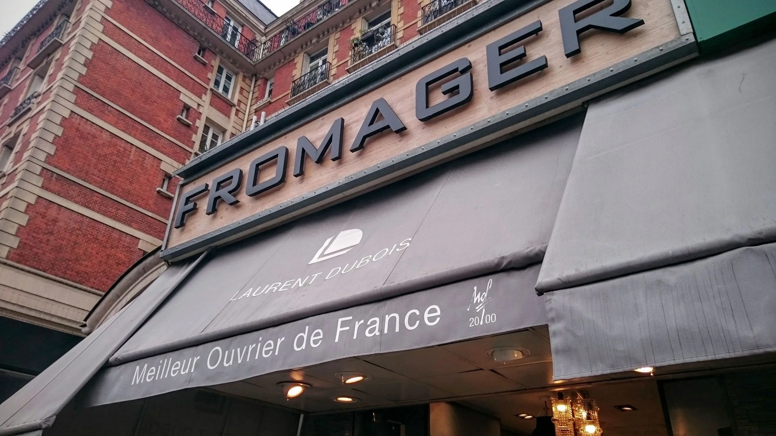 Fromagerie Laurent Dubois at the marché Maubert