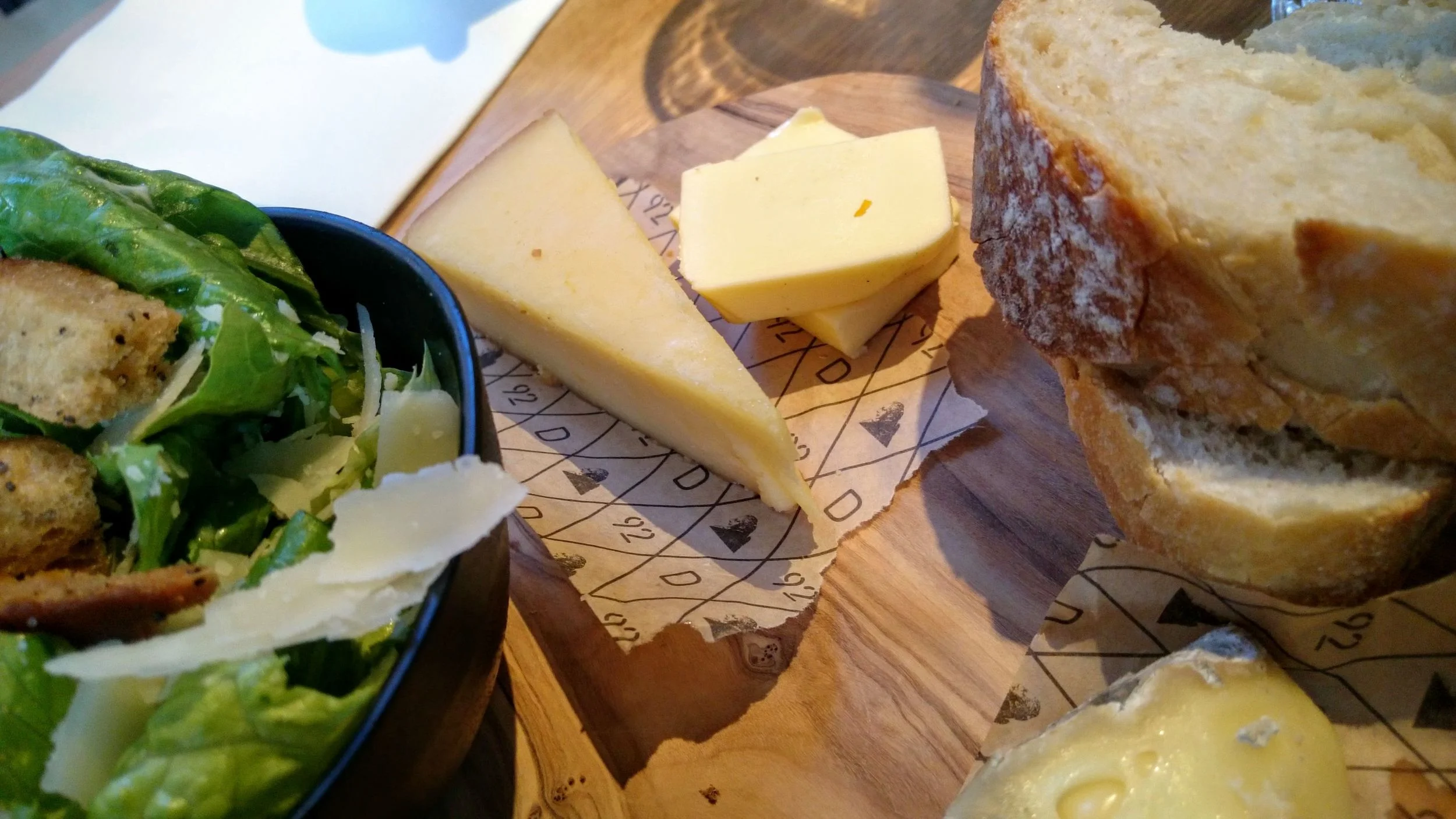 Smoked cow's cheese