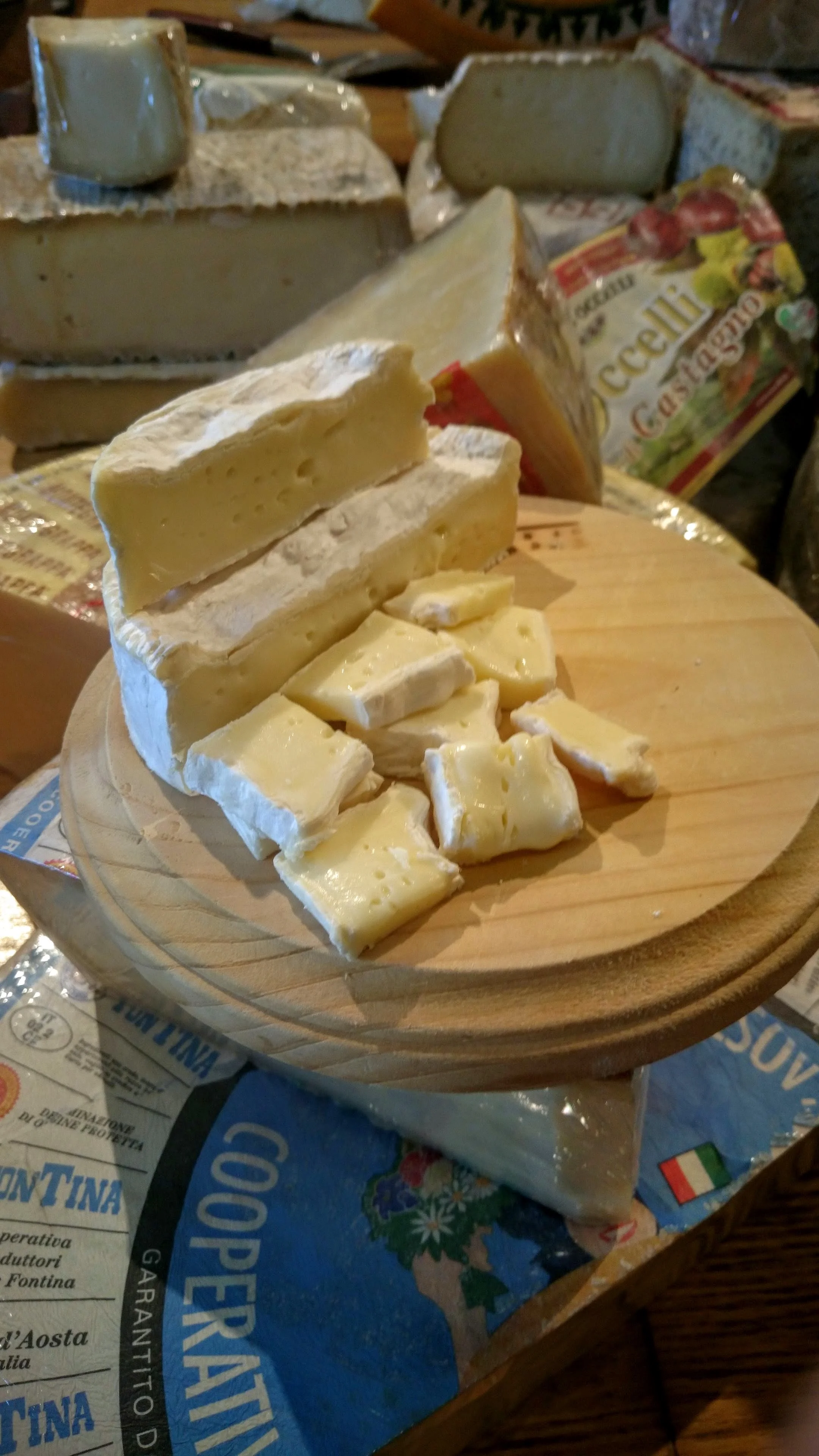 camembert-cheese-store-beverly-hills.jpg