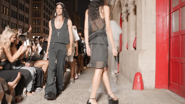 ezgif.com-video-to-gif copy 2.gif