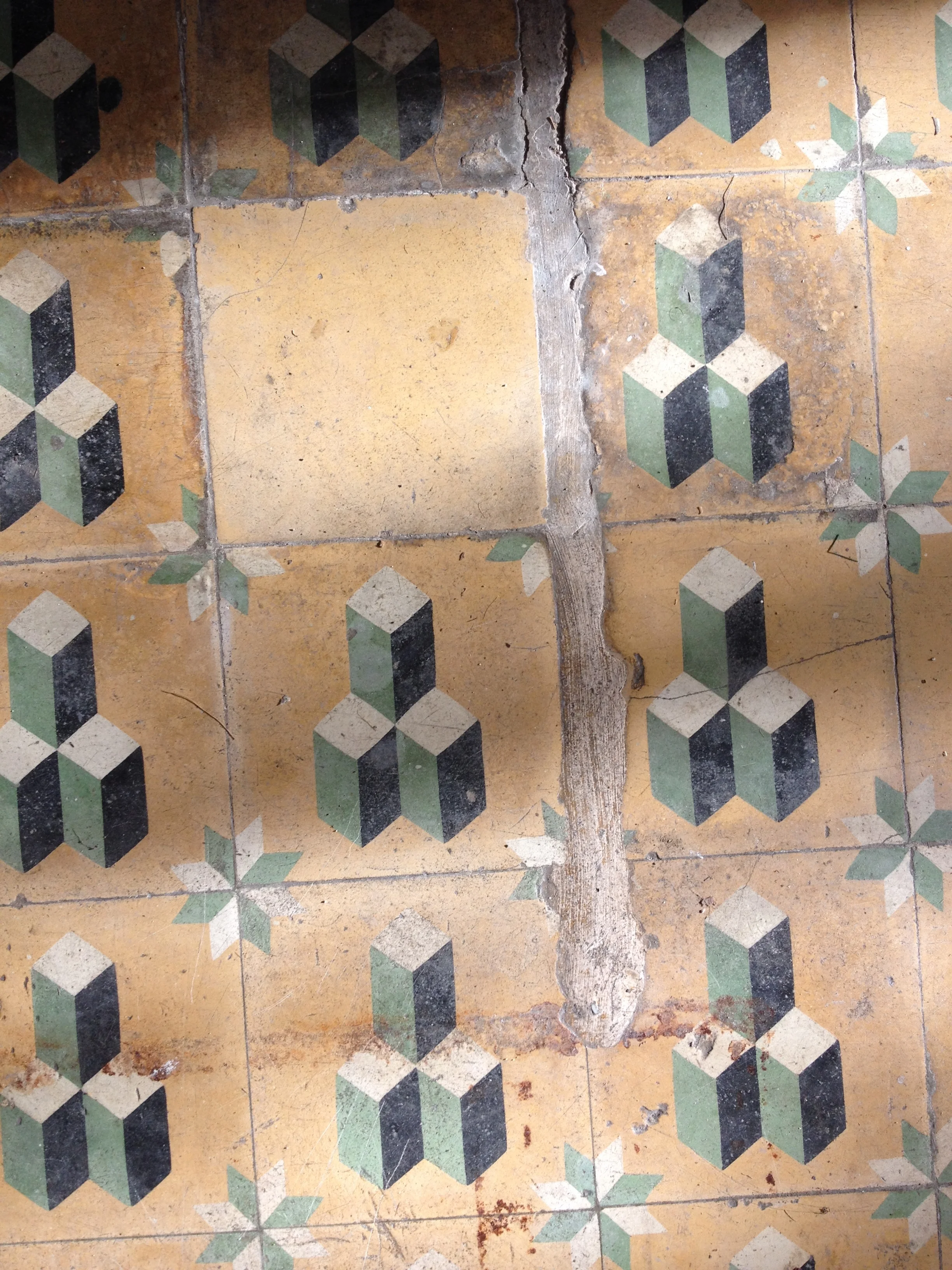 O pavimento, entre o encanto e os danos difíceis de reparar