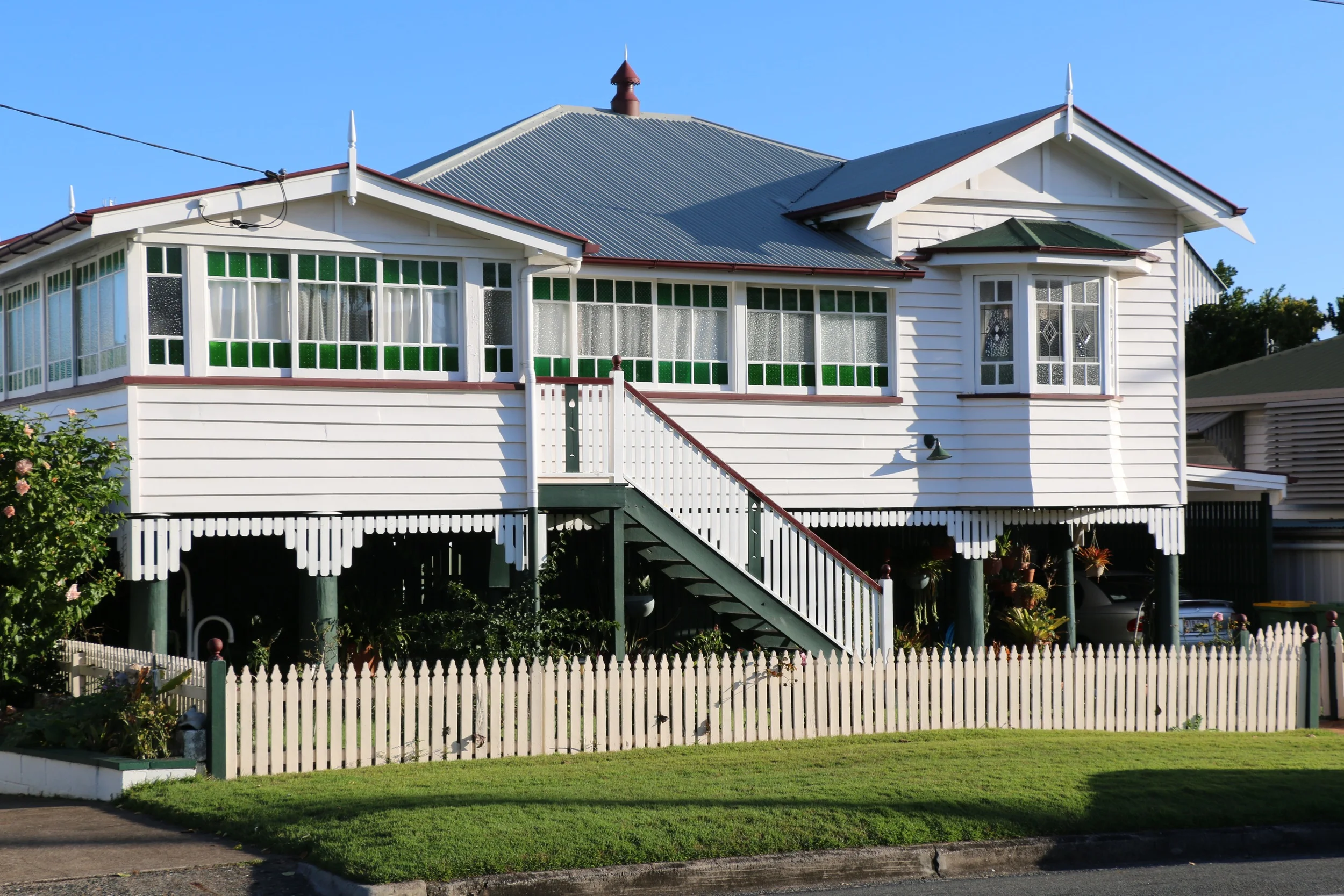 Tewantin Queenslander.jpg