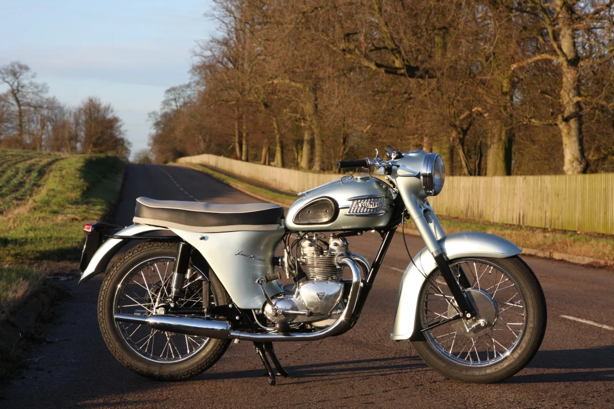 6 triumph 21 bikini bathtub.jpg