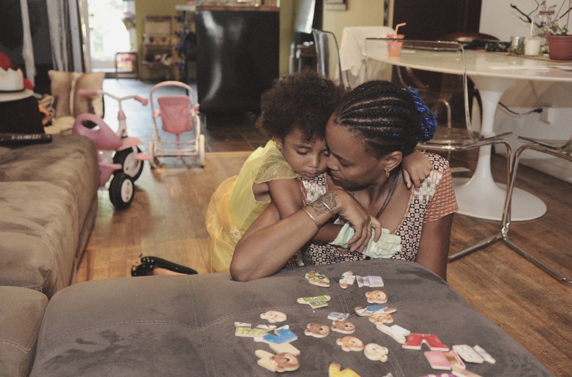 “Did I do it right, momma?” Neema asks, taking a step back to observe her work. Mutu takes a look. “You did that right, Neema, but you can do it however you like.” It’s an important lesson for any artist… or princess.