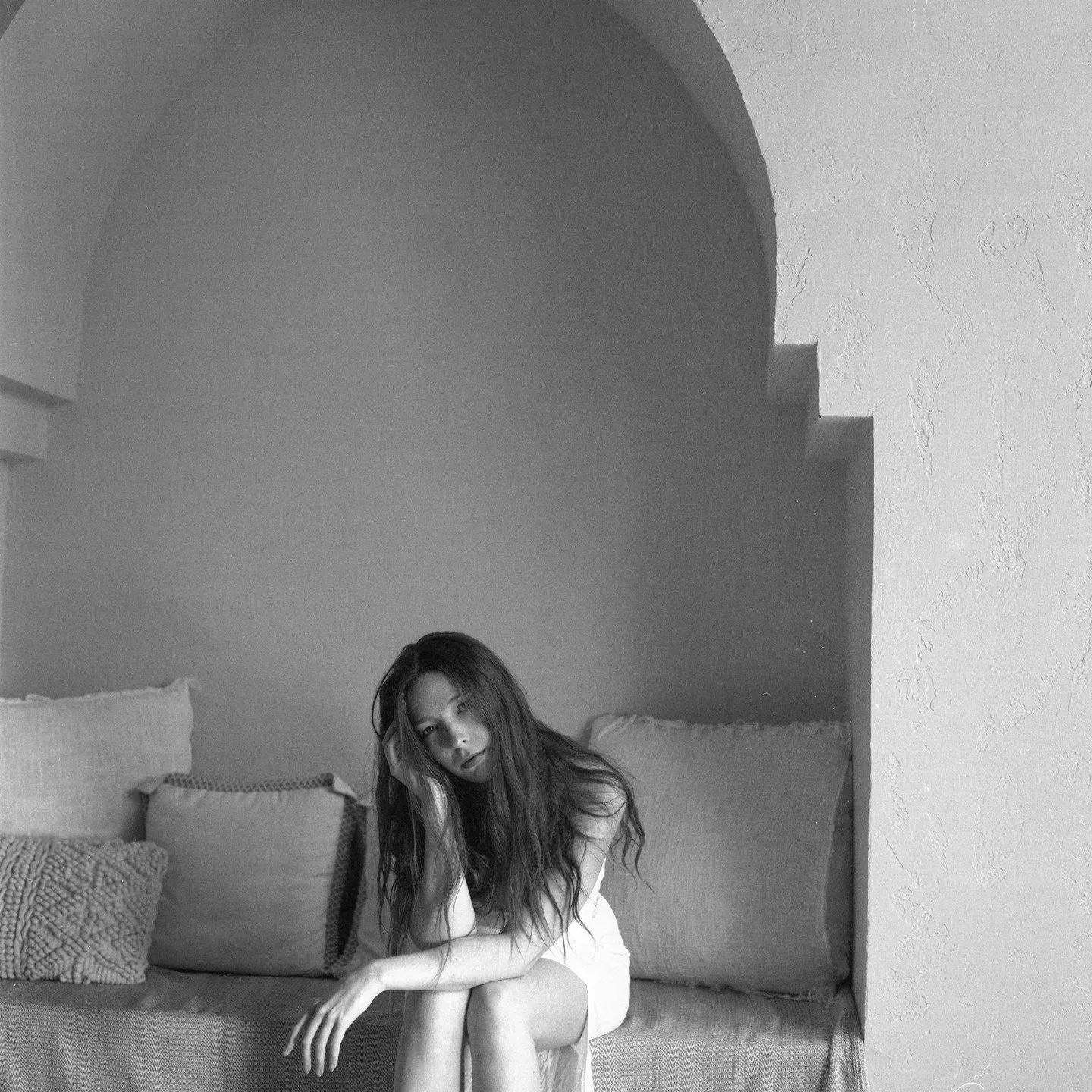 Waiting to start working...

model: @ginger_rox_ 
location: @mintroomstudios

#film #blackandwhitefilm #kodaktmax #hasselblad #mediumformat #hasselblad500cm #mediumformatphotography