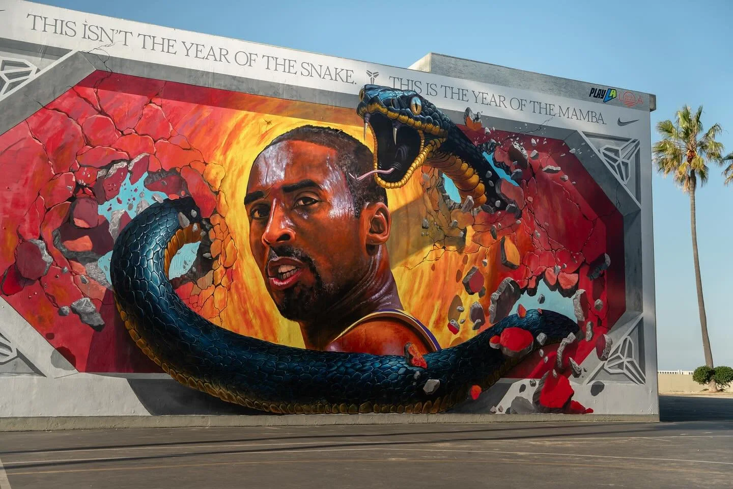 What a cool place to create a mural! I worked with @chriscarlsonart and @evergalvezartist on this Kobe mural for @nike in Venice Beach. The mural is 20&rsquo; x 40&rsquo;.