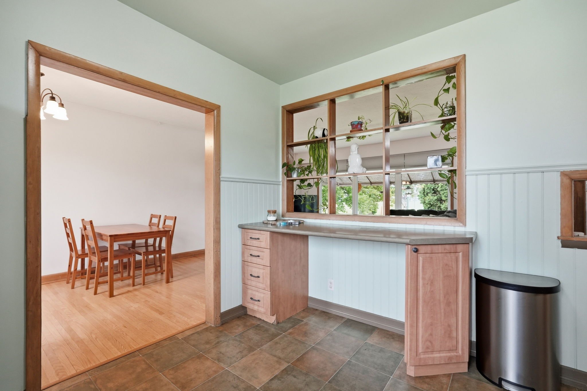 10-web-or-mls-1146_Clifton_Place_Winnipeg_008.jpg