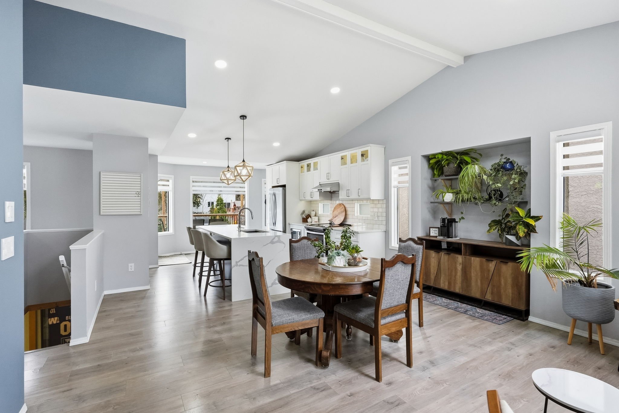7-web-or-mls-A7406057.jpg
