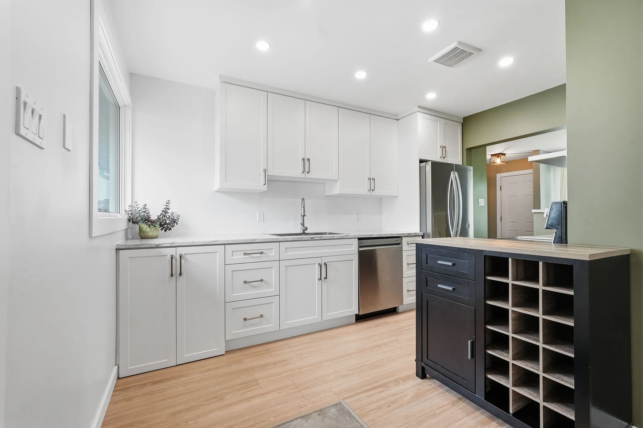 14-web-or-mls-A7406561.jpg