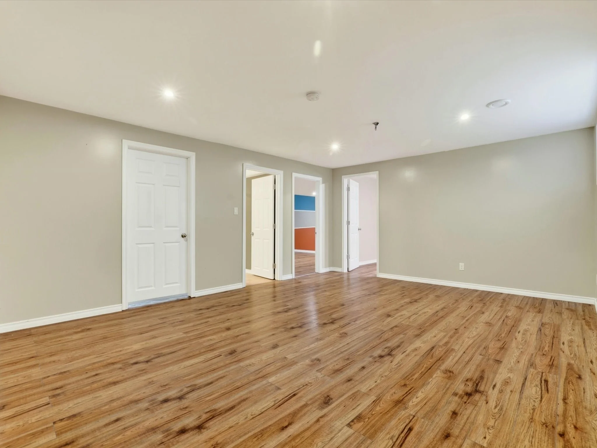 31-87 Bill Larkin Ln - 30.jpg
