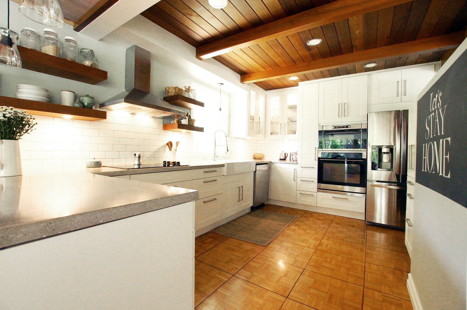 3138 Henderson Hwy Larry Kimacovich Billy Kimacovich