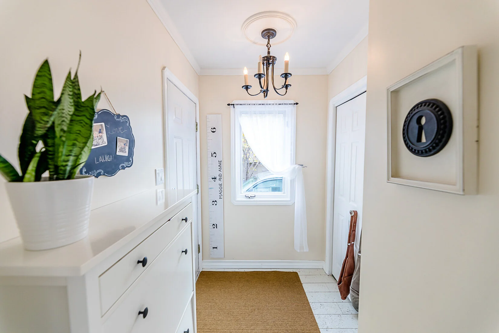 662 Knowles Ave (18).JPG
