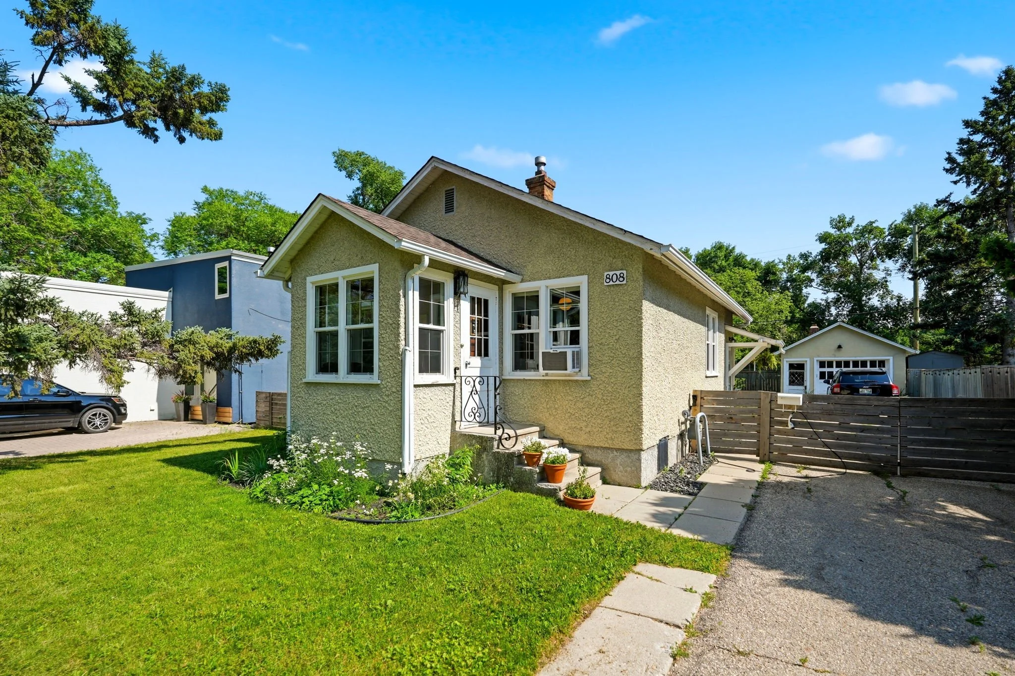 808 Holly Avenue