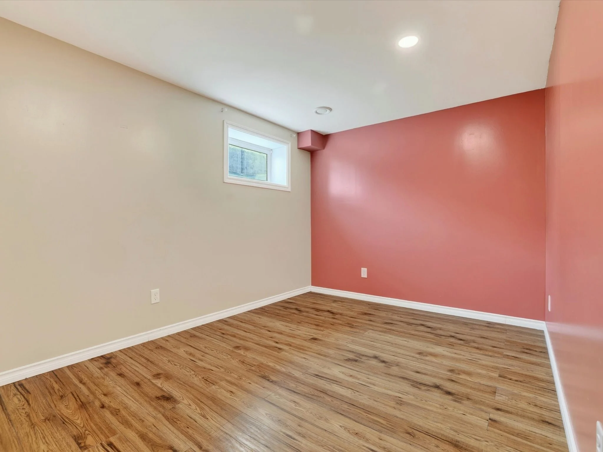 35-87 Bill Larkin Ln - 34.jpg