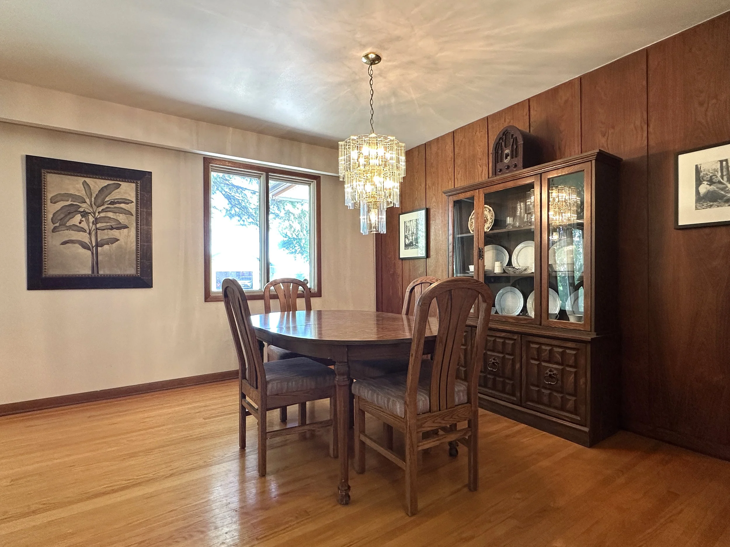 diningroom05.jpg