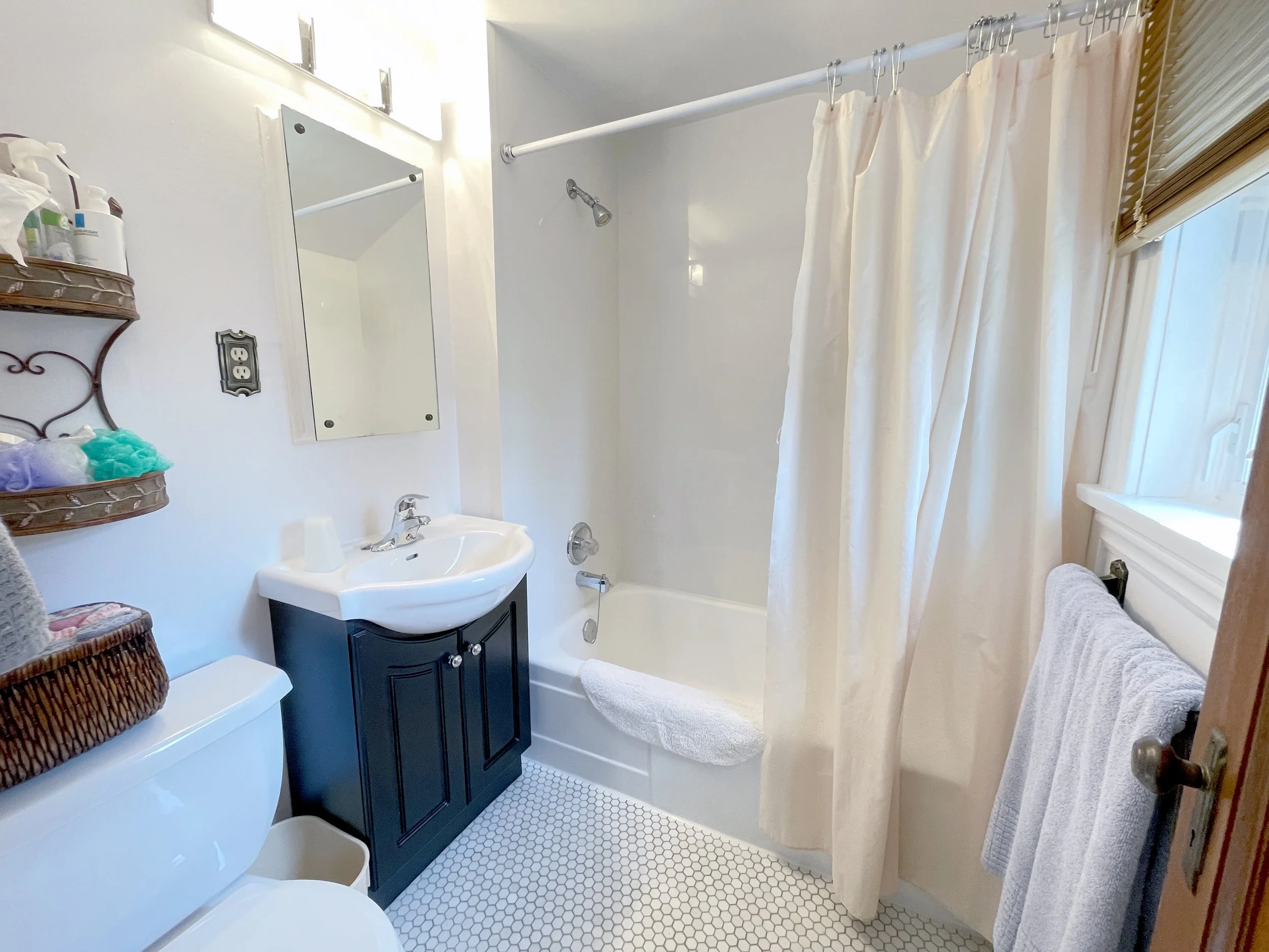 upper-bath01.jpg