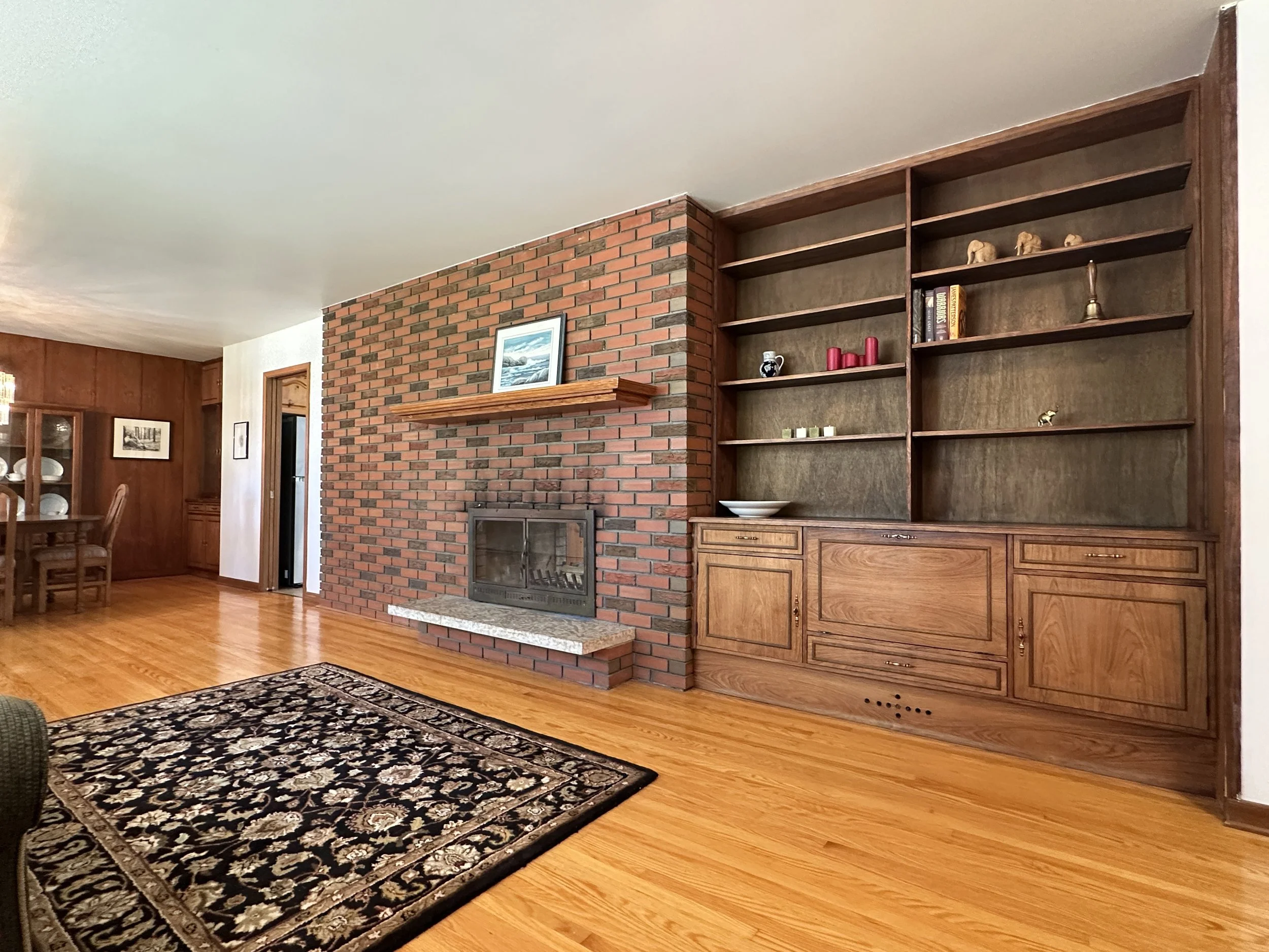 livingroom02.jpg