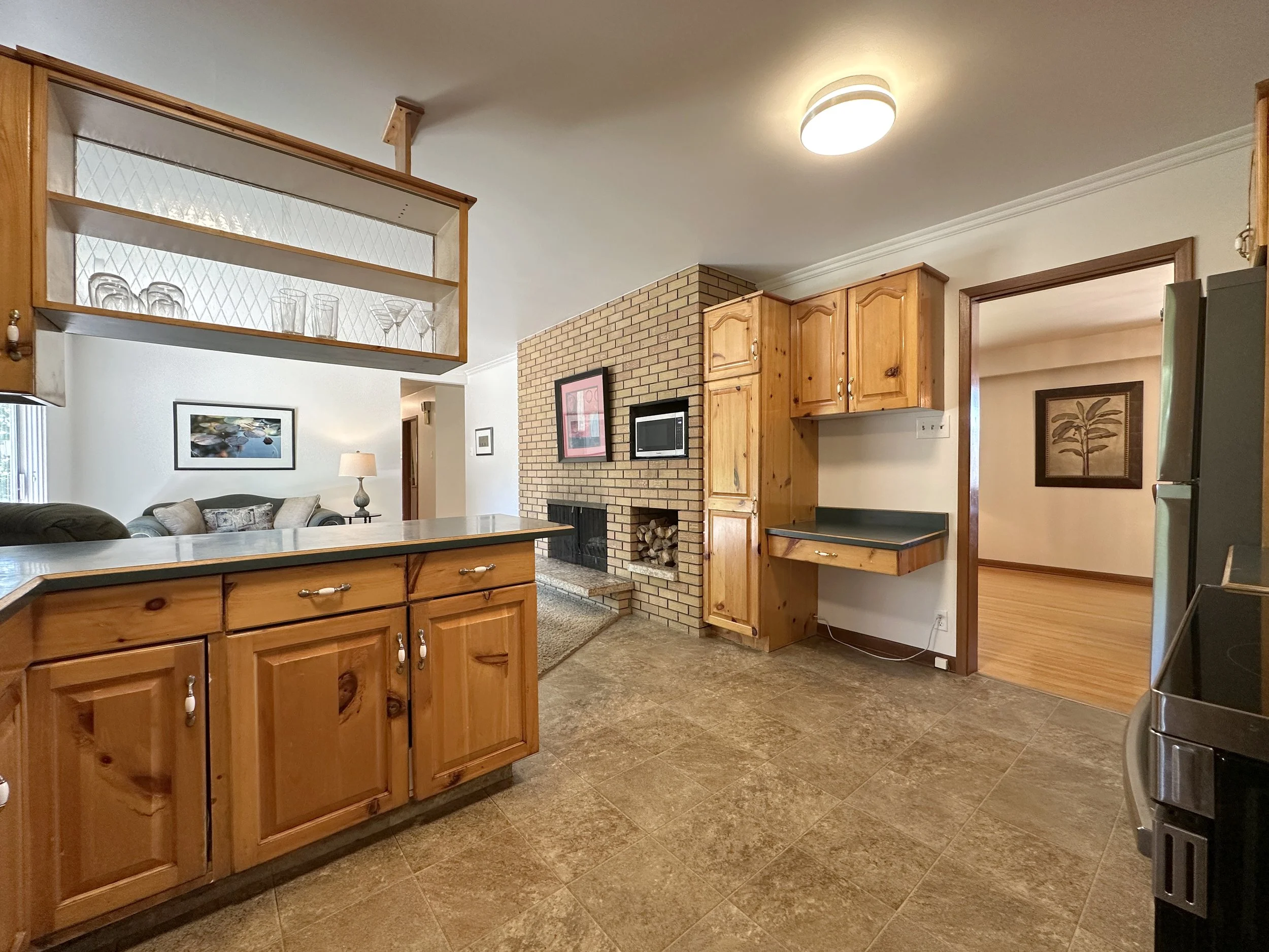 kitchen04.jpg