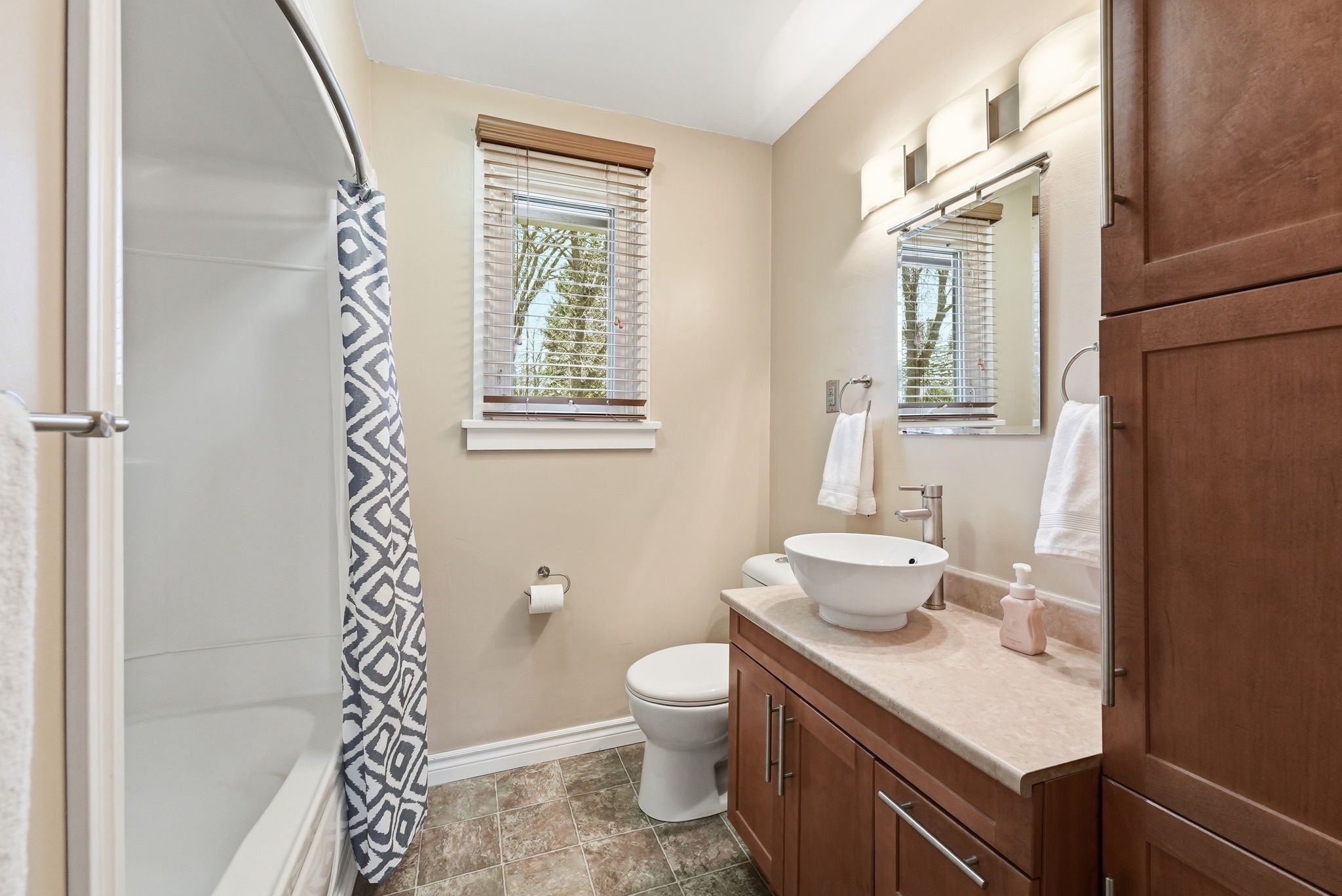 11-web-or-mls-DSC05181.jpg