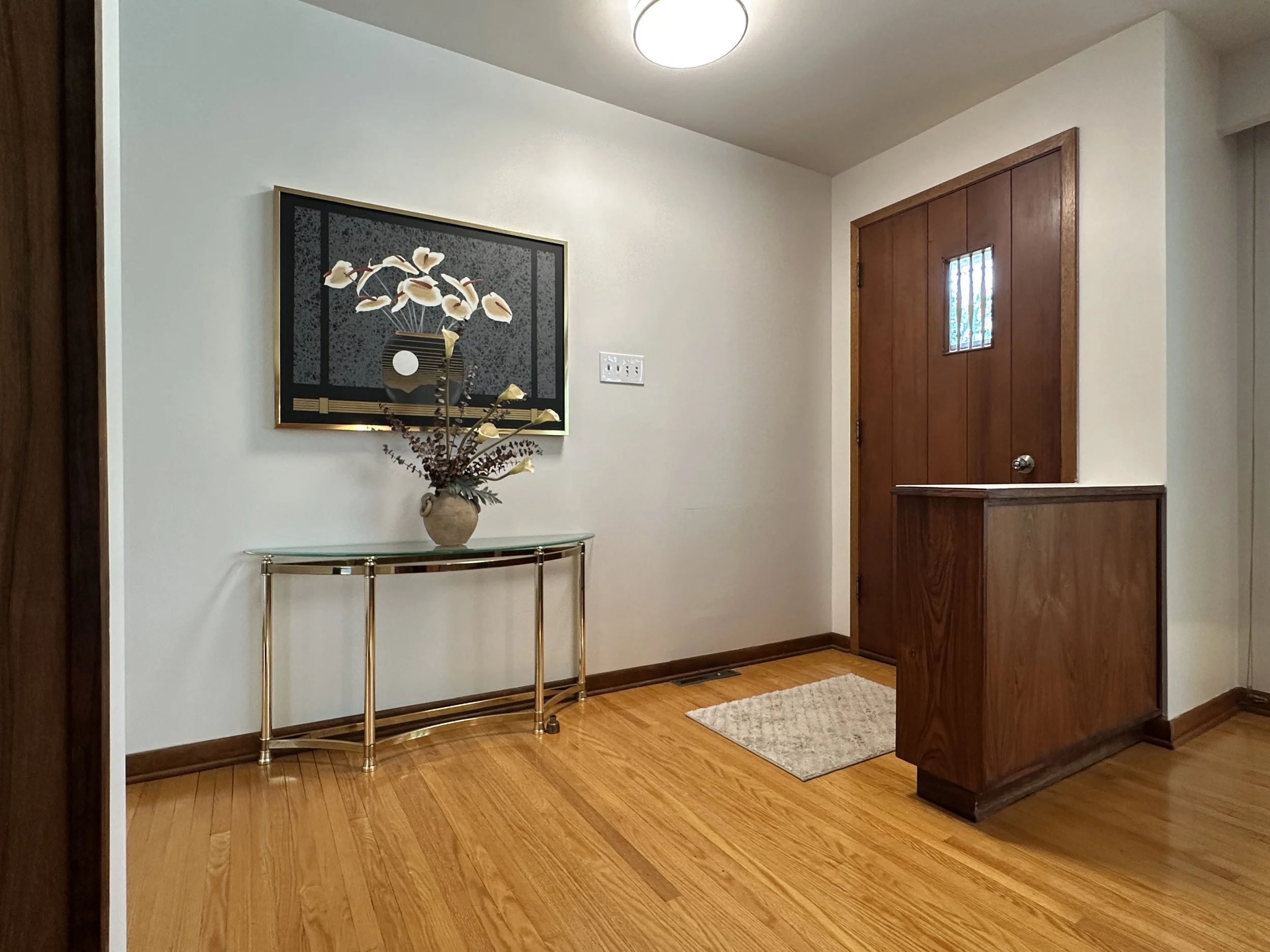 foyer01.jpg