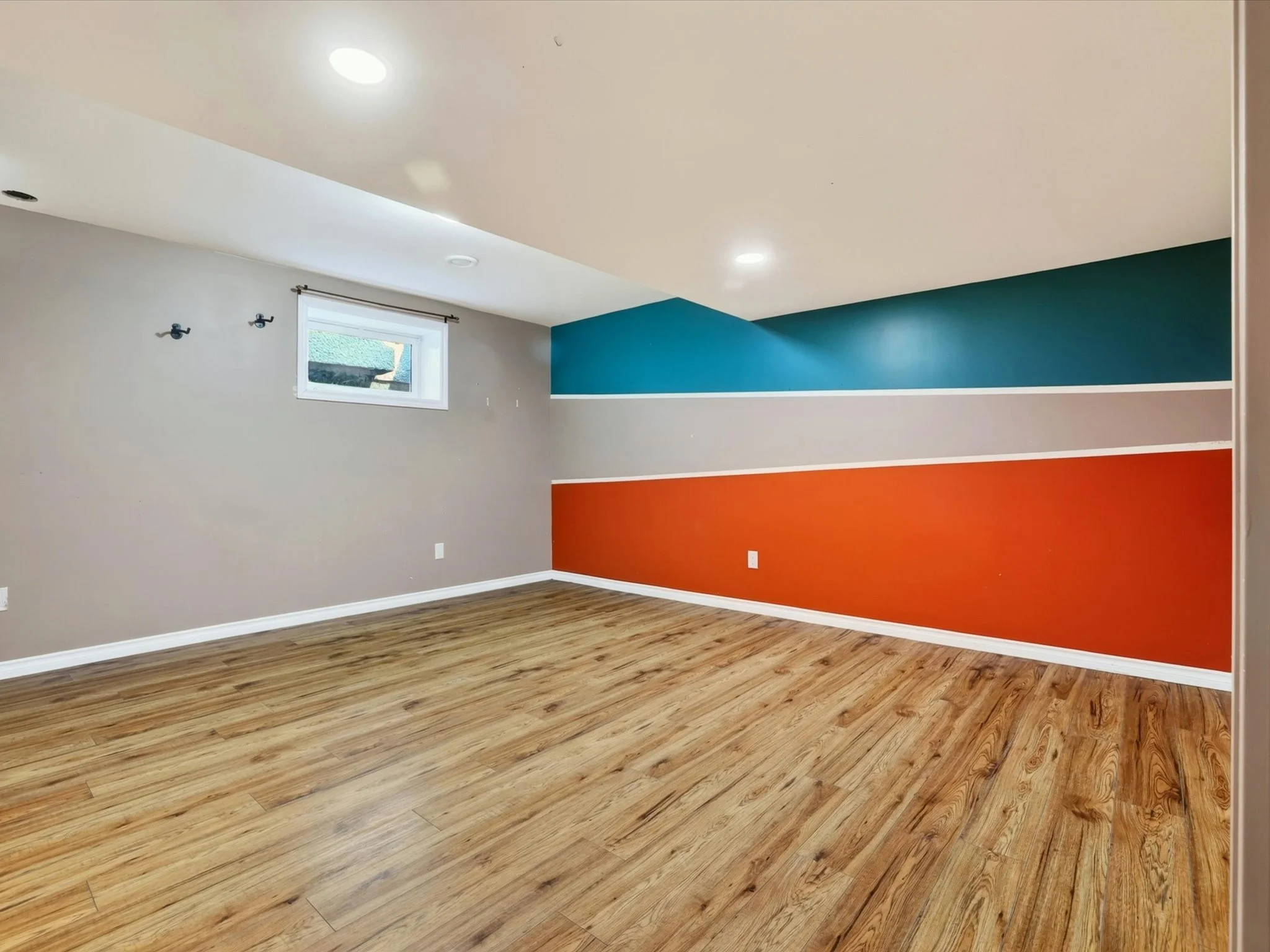 36-87 Bill Larkin Ln - 35.jpg