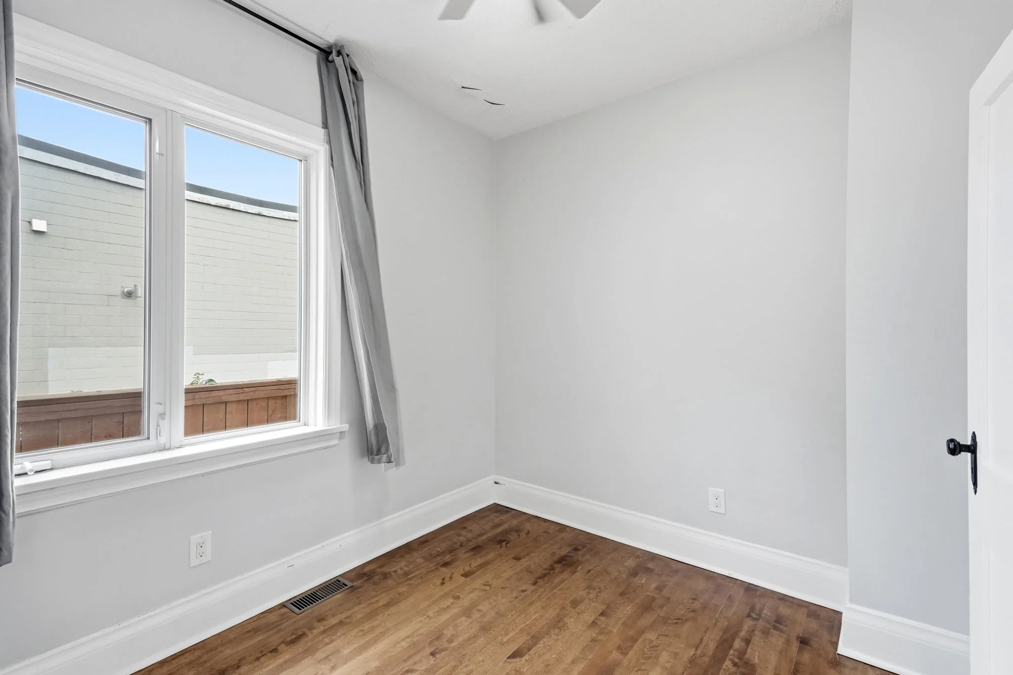12-web-or-mls-DSC00524.jpg