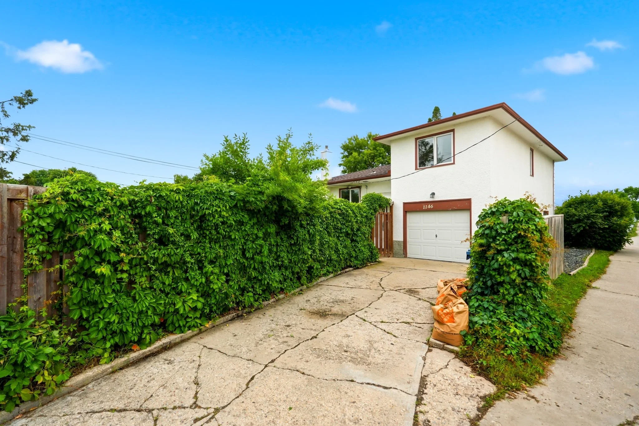 24-web-or-mls-1146_Clifton_Place_Winnipeg_024.jpg