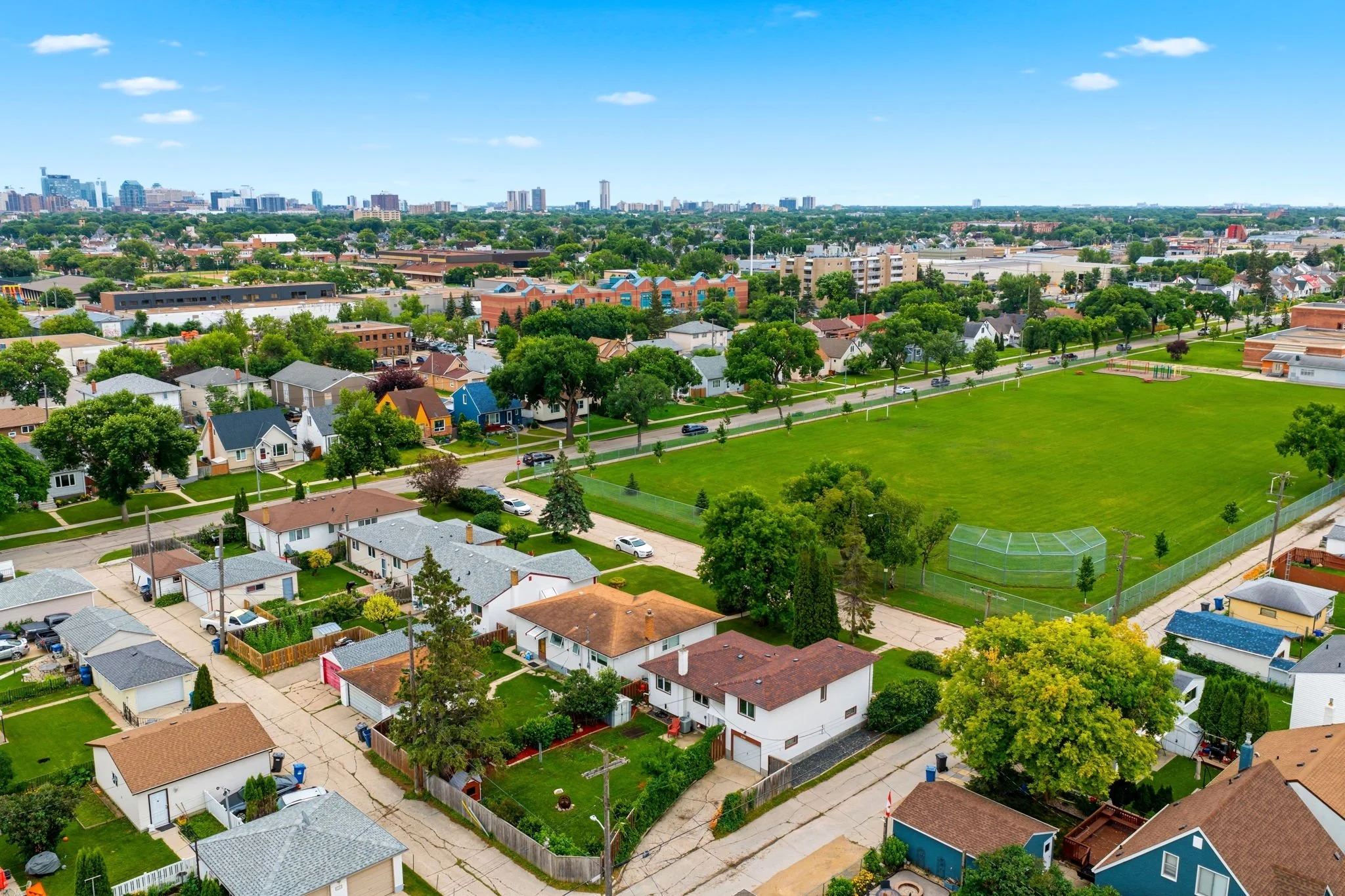 28-web-or-mls-1146_Clifton_Place_Winnipeg_028.jpg