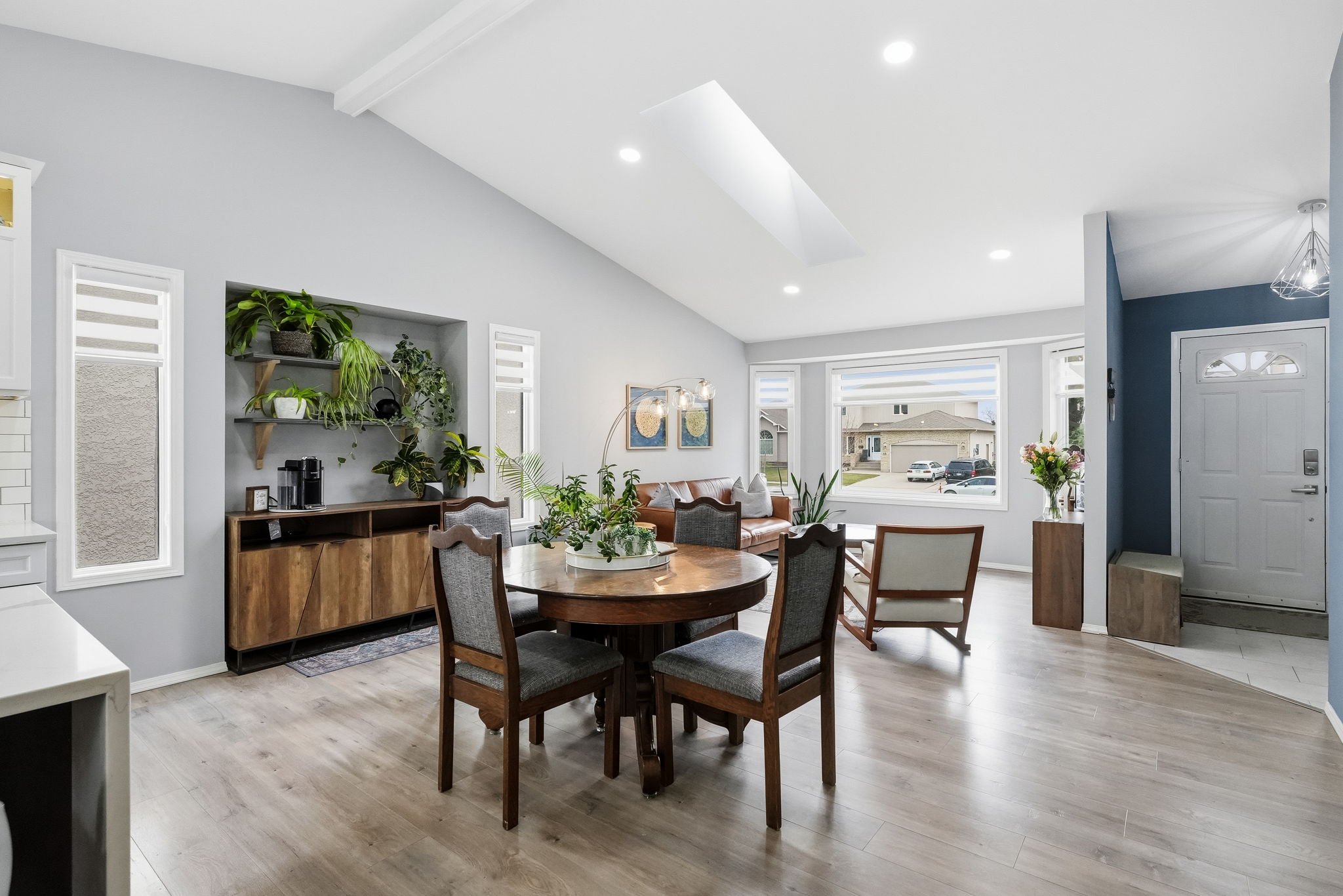 8-web-or-mls-A7406060.jpg