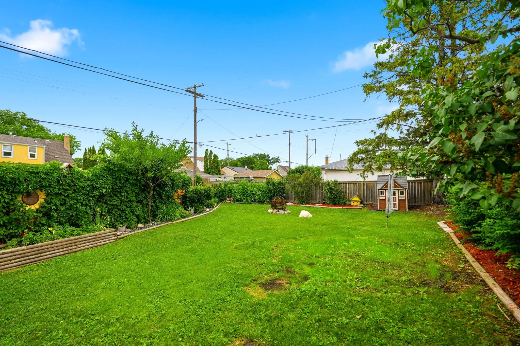 23-web-or-mls-1146_Clifton_Place_Winnipeg_023.jpg