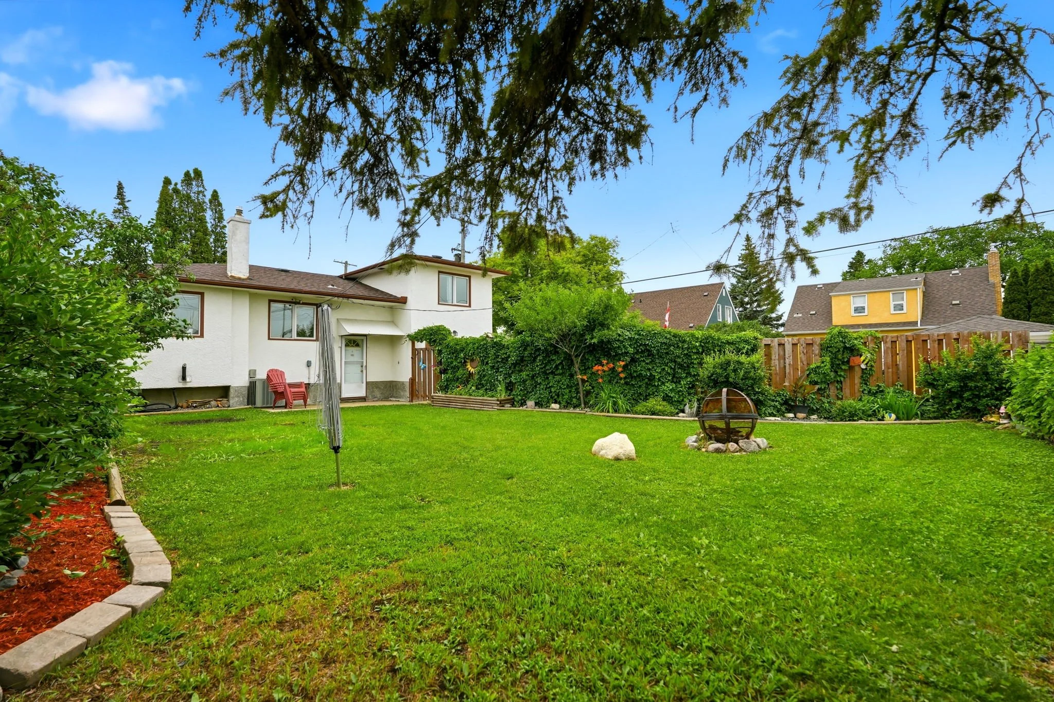 22-web-or-mls-1146_Clifton_Place_Winnipeg_022.jpg