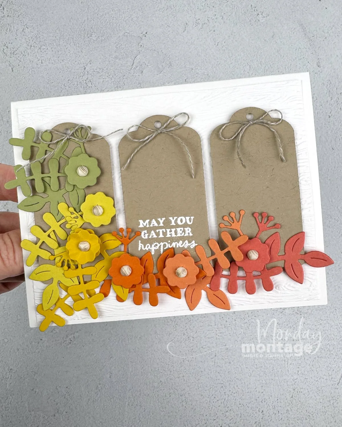 I gathered some fall color cardstock and created a foliage rainbow using the leaves and flowers from the Abundant Joy dies (these dies are a Paper Pumpkin add-on). Our @global_design_project  theme this week is Autumn Love. Play along with us #gdp519