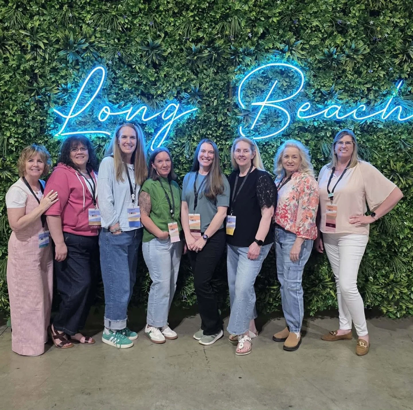 Photo evidence of the Monday Montage crew in the flesh! Woohoo. 

From left to right:

Wendy @tinkermom85 
Cheryl @nukumach1 
Charlet @i.heart.stamps (that&rsquo;s me)
Bree @craftsomnia
Emily @emkcreationsil
Dani @danisthoughtfulcorner 
Elizabeth @se